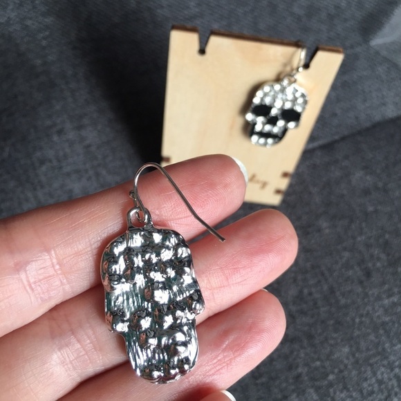 Skull Rhinestones Bling Fashion Dangle Earrings, Silver, Black - Picture 5 of 16